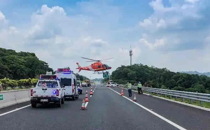 灵山高速公路汽车救援案例